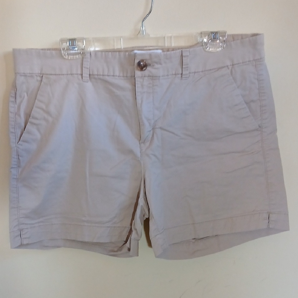 Old Navy Women's Khaki Shorts